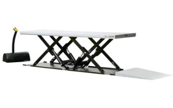 U-shaped lift table