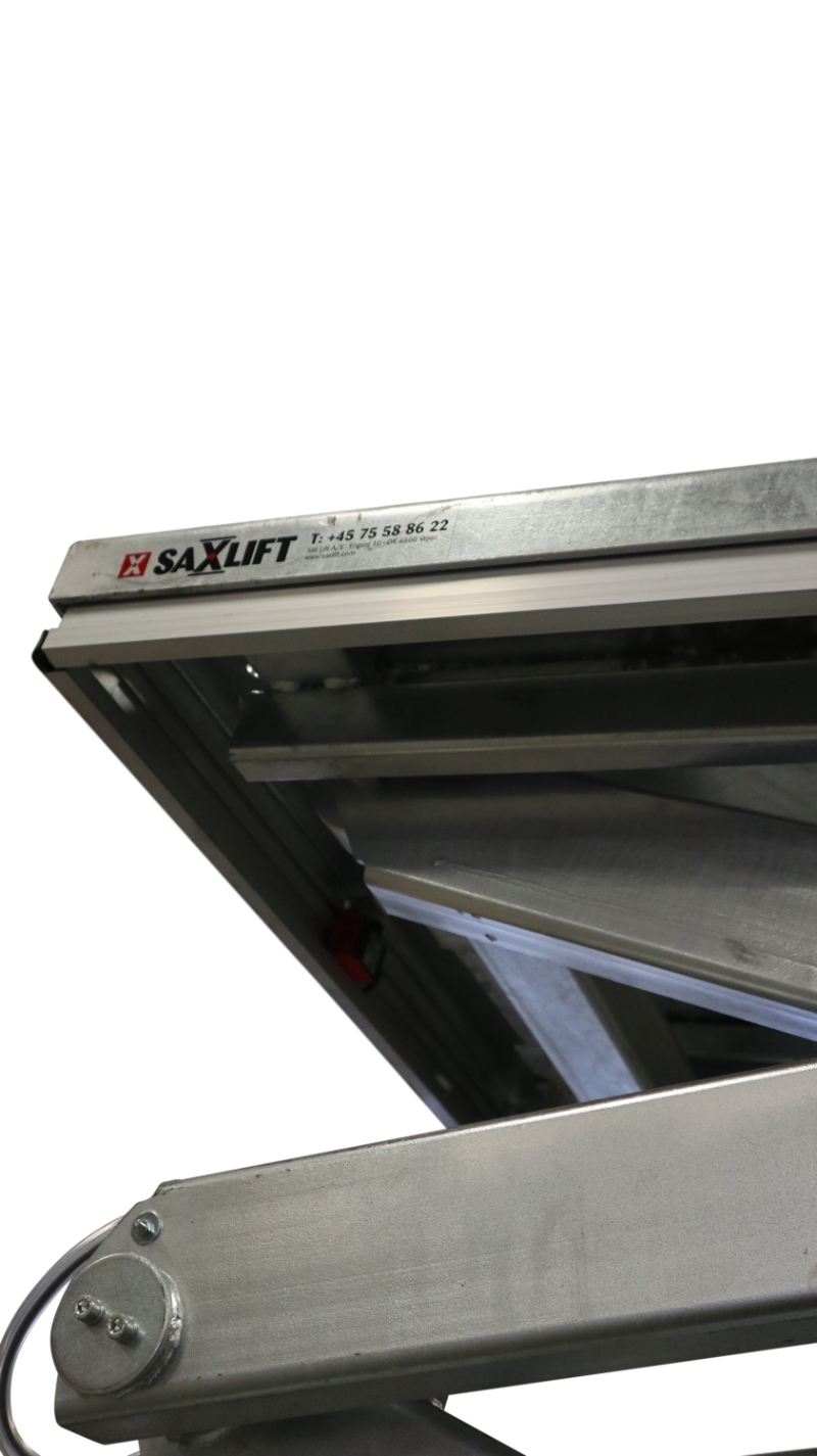 ILD3500 Galvanized vertical lift table